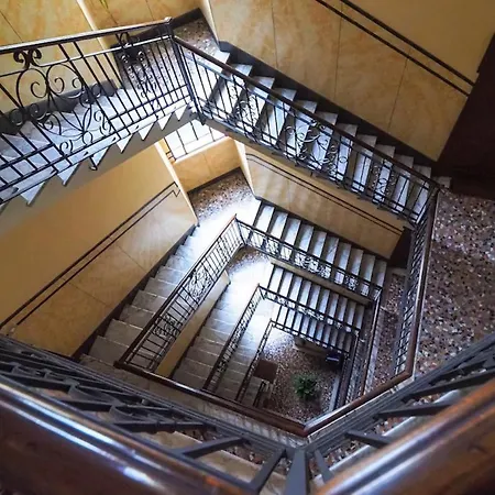 Apartment Contempora - Piazza Grandi 3