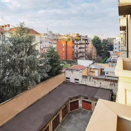 Contempora - Piazza Grandi 3 *